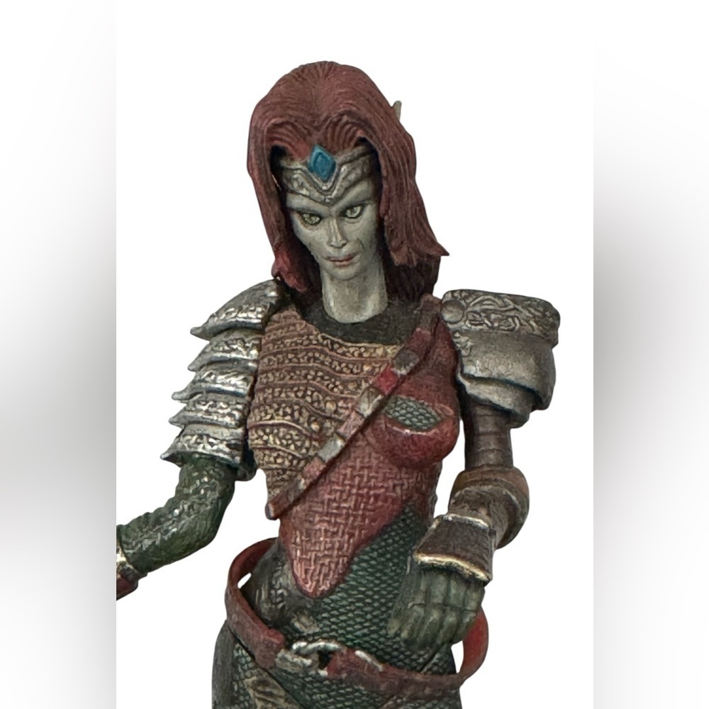 McFarlane Toys Ultima Online Captain Dasha 6” Action Figure - Picture 3 of 6
